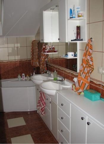 Kúpeľňový nábytok, práca stolárstva AV v Pružine